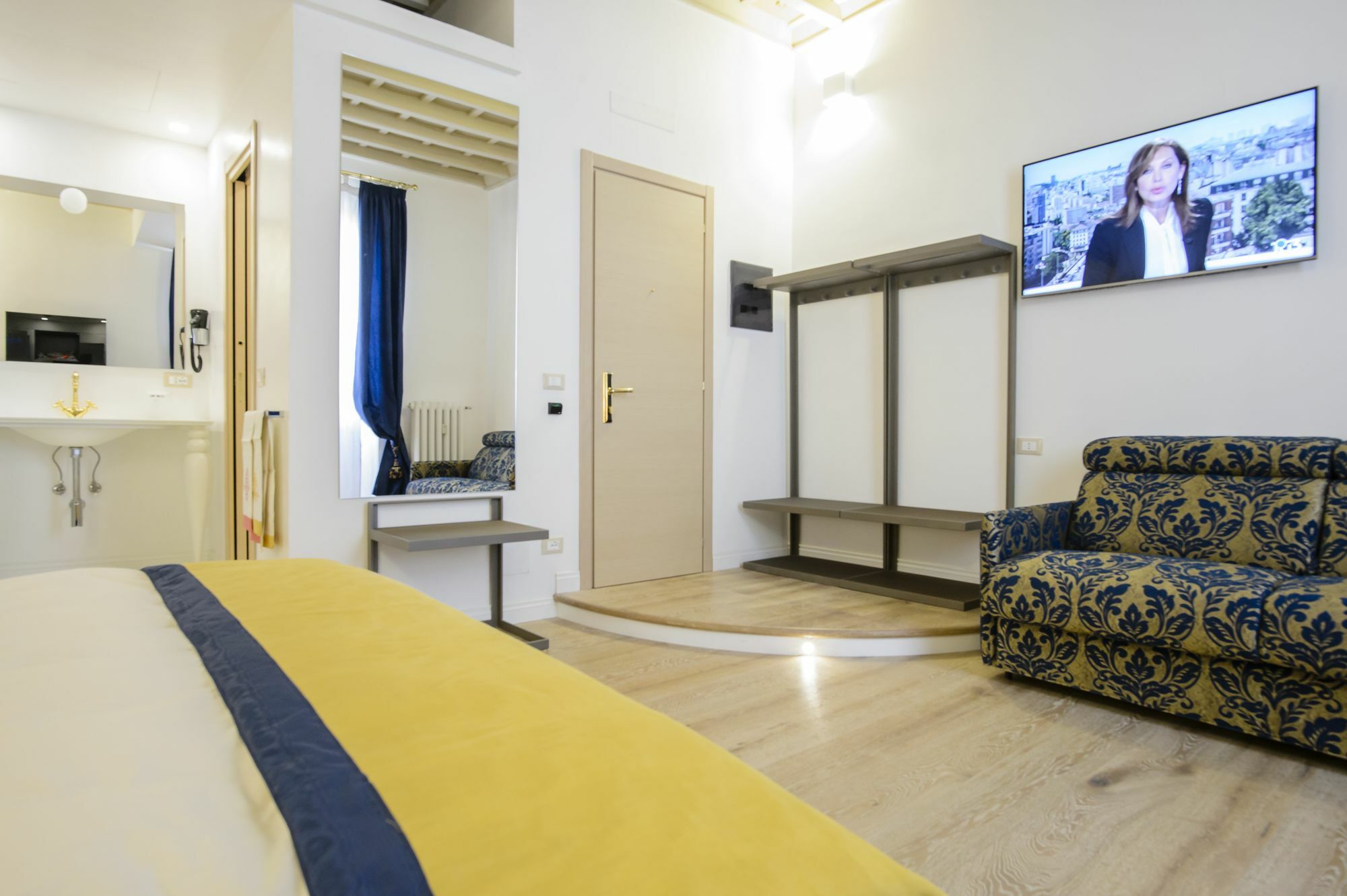 Excellent Trinity Rooms Rome Exterior photo